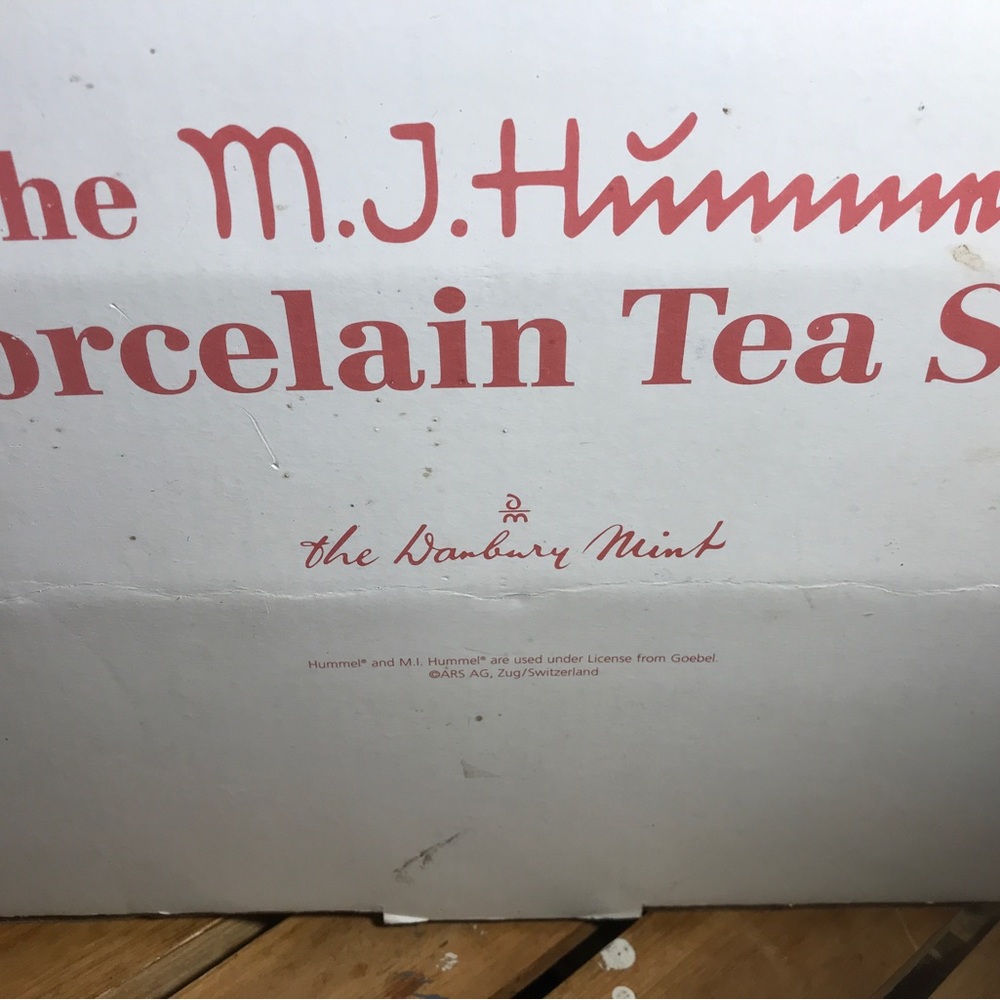 Hummel Stormy Weather Porcelain Tea Set - Picture 16 of 16